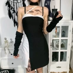 Robe Gothique Femme – Noir Et Blanc 11 Robe Gothique Femme – Noir Et Blanc -Style Urbain Soldes H04c37b6695a1488c8e809d43ad0a6173P