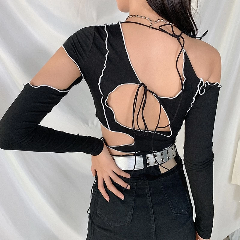 T-shirt Déchiré – Gothique 6 T-shirt Déchiré – Gothique – Image 4