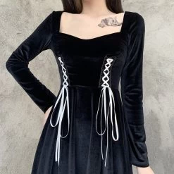 Robe Longue Gothique – Ruban Blanc -Style Urbain Soldes H8818aef9e8974fb58dcda965e28bc503w