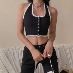 Débardeur Noir En Dentelle – Bouttons